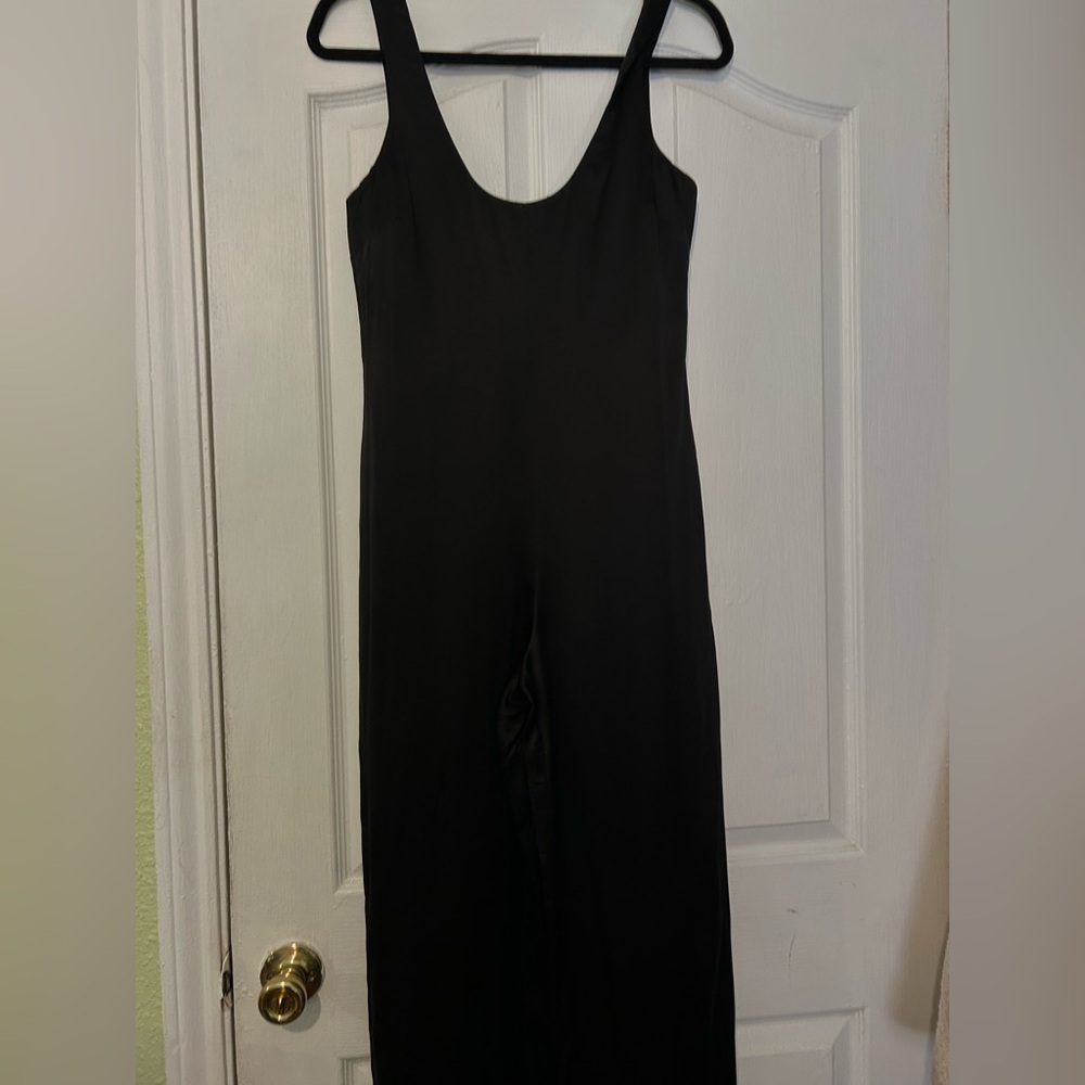 Reformation Brianna Silk Jumpsuit size 0 - Picture 8 of 17
